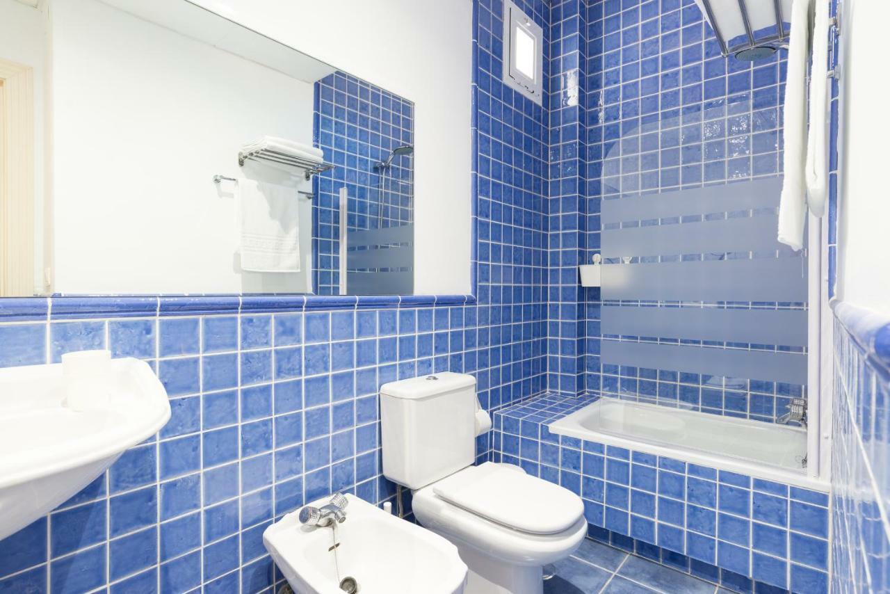 Gr2-Large Groups Apt-Walking Distance To Old Town Apartment Малага Екстериор снимка